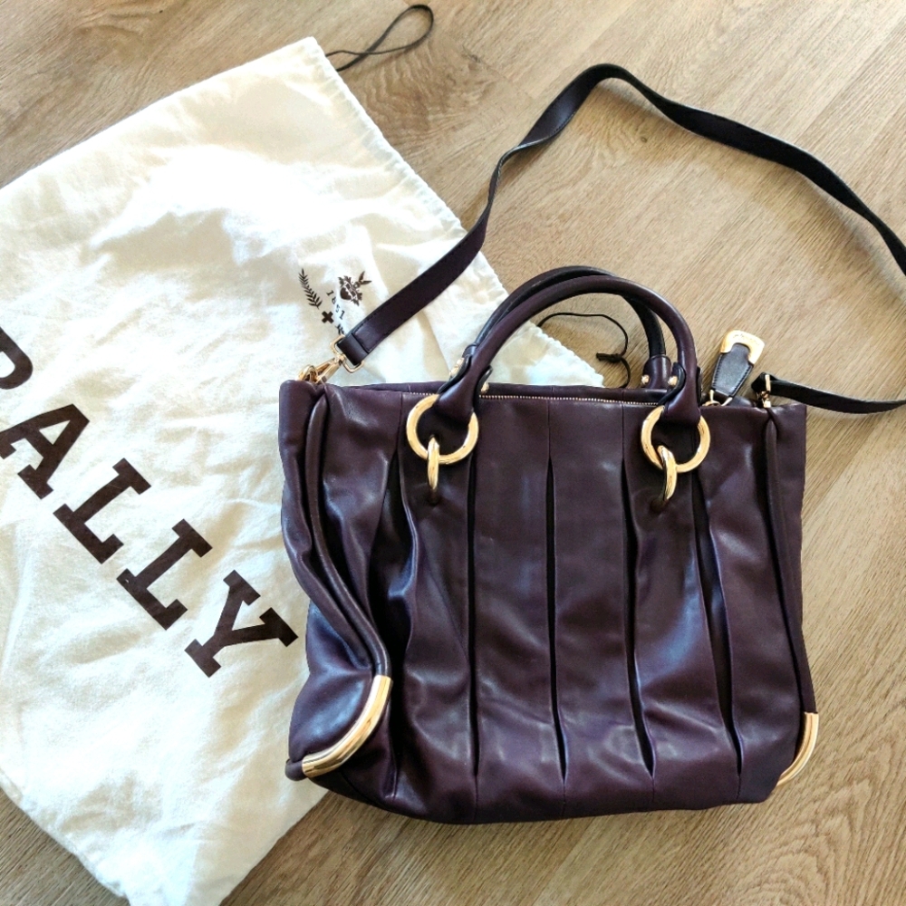 Bally women crossbody bag.